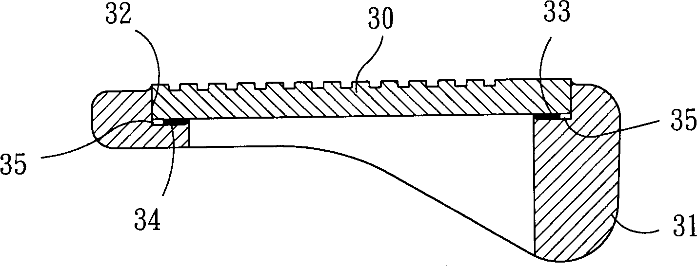 Golf club head and manufacturing method thereof