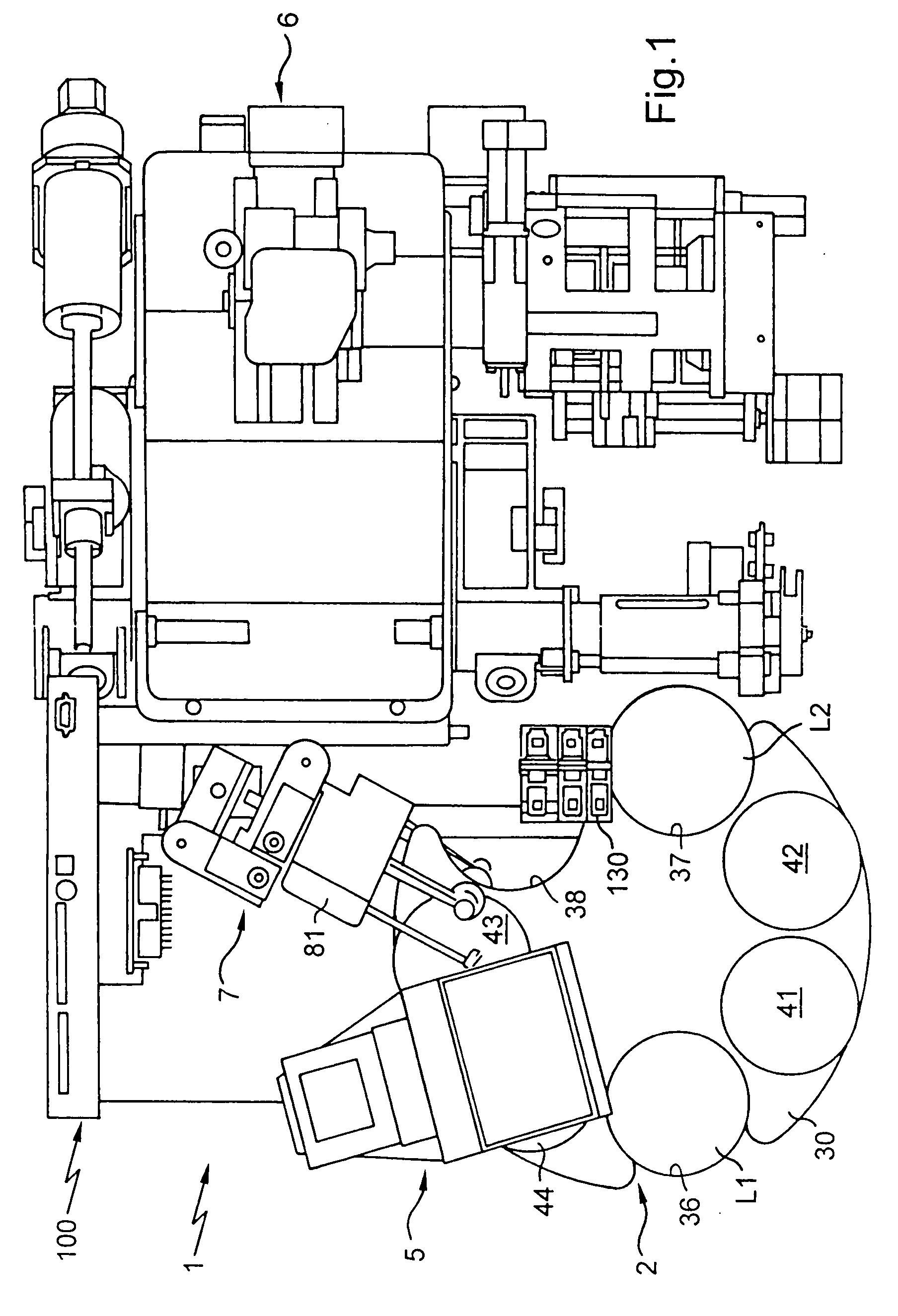 Device For Automatically Measuring Characteristics Of An Ophthalmic Lens