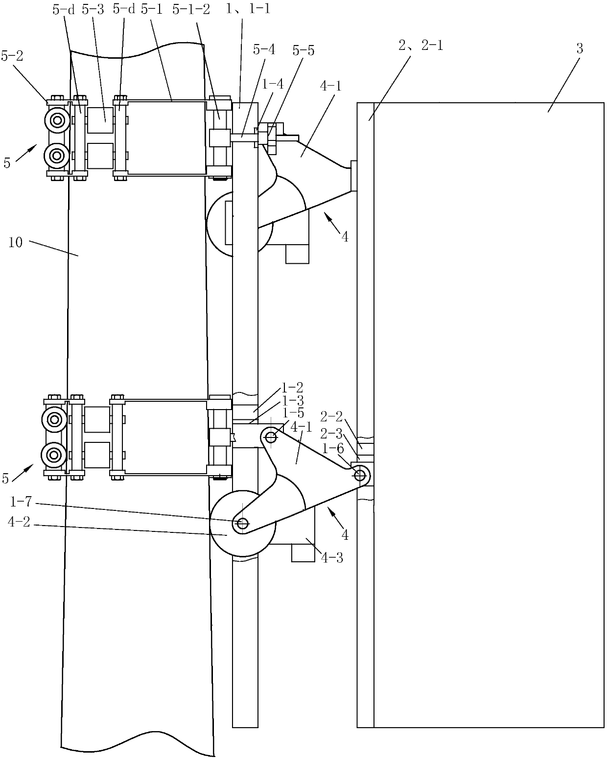 Self-climbing device for pole maintenance platform