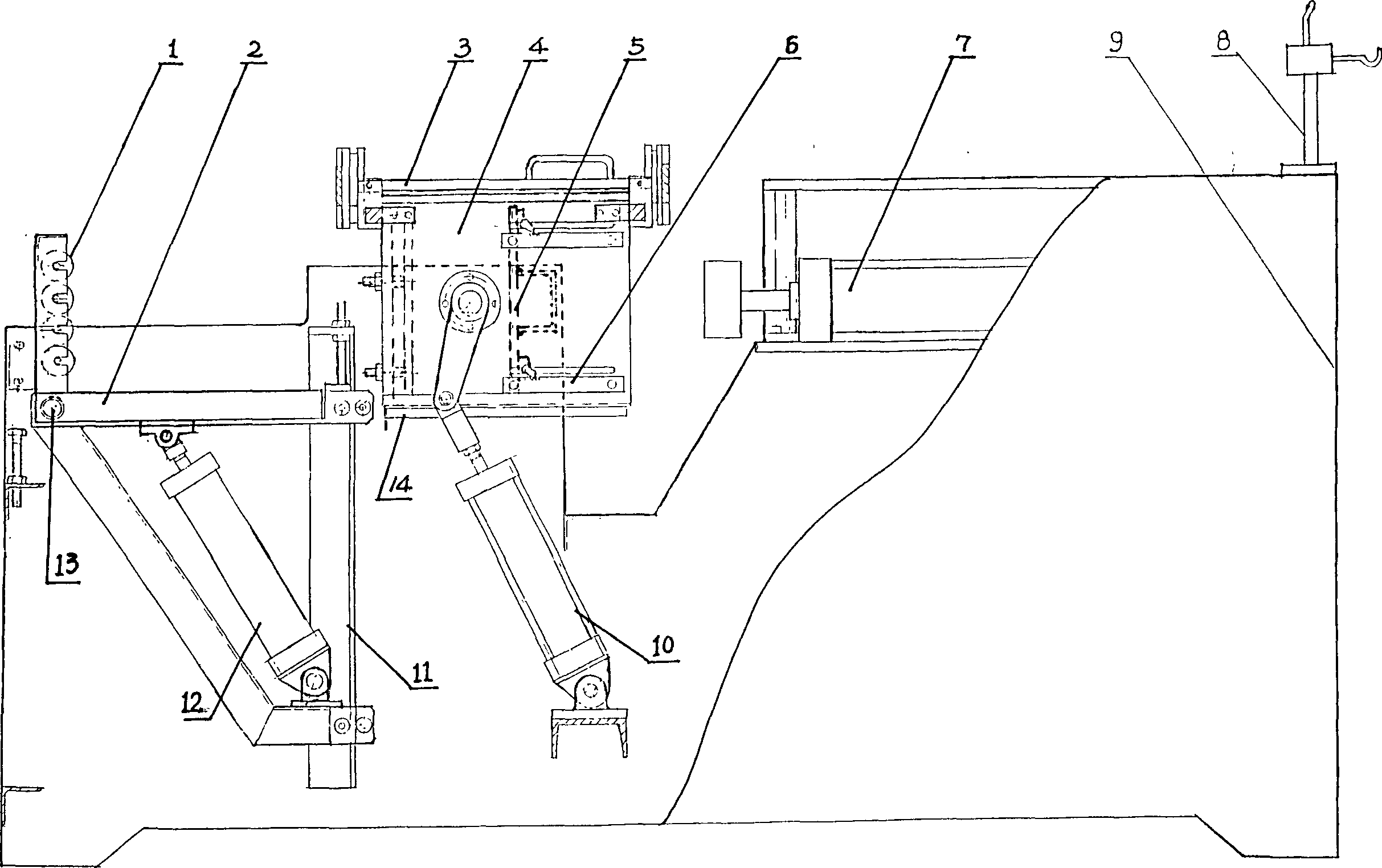 Pole group welder for accumulator