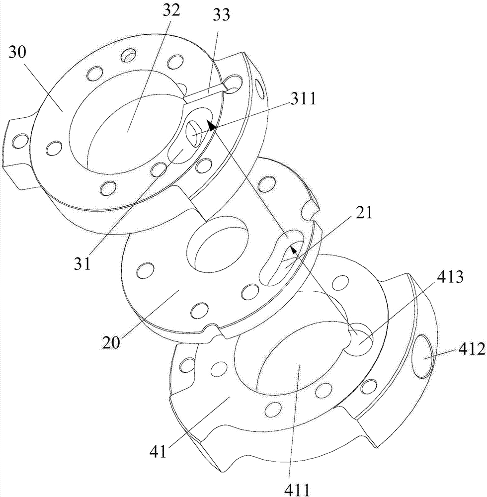 Fluid machine and heat exchange device with fluid machine