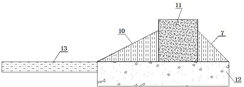 Protection system for fish habitat at water-reduction stream segment of hydropower station