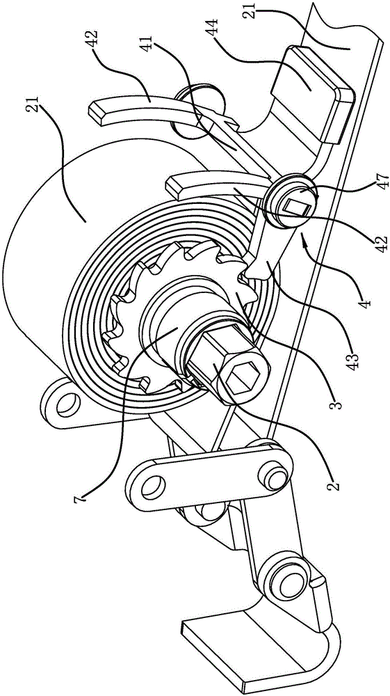 Automatic take-up mechanism for wheel fixer