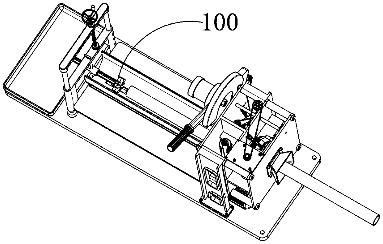 Continuous crushing recovery treatment method for construction waste