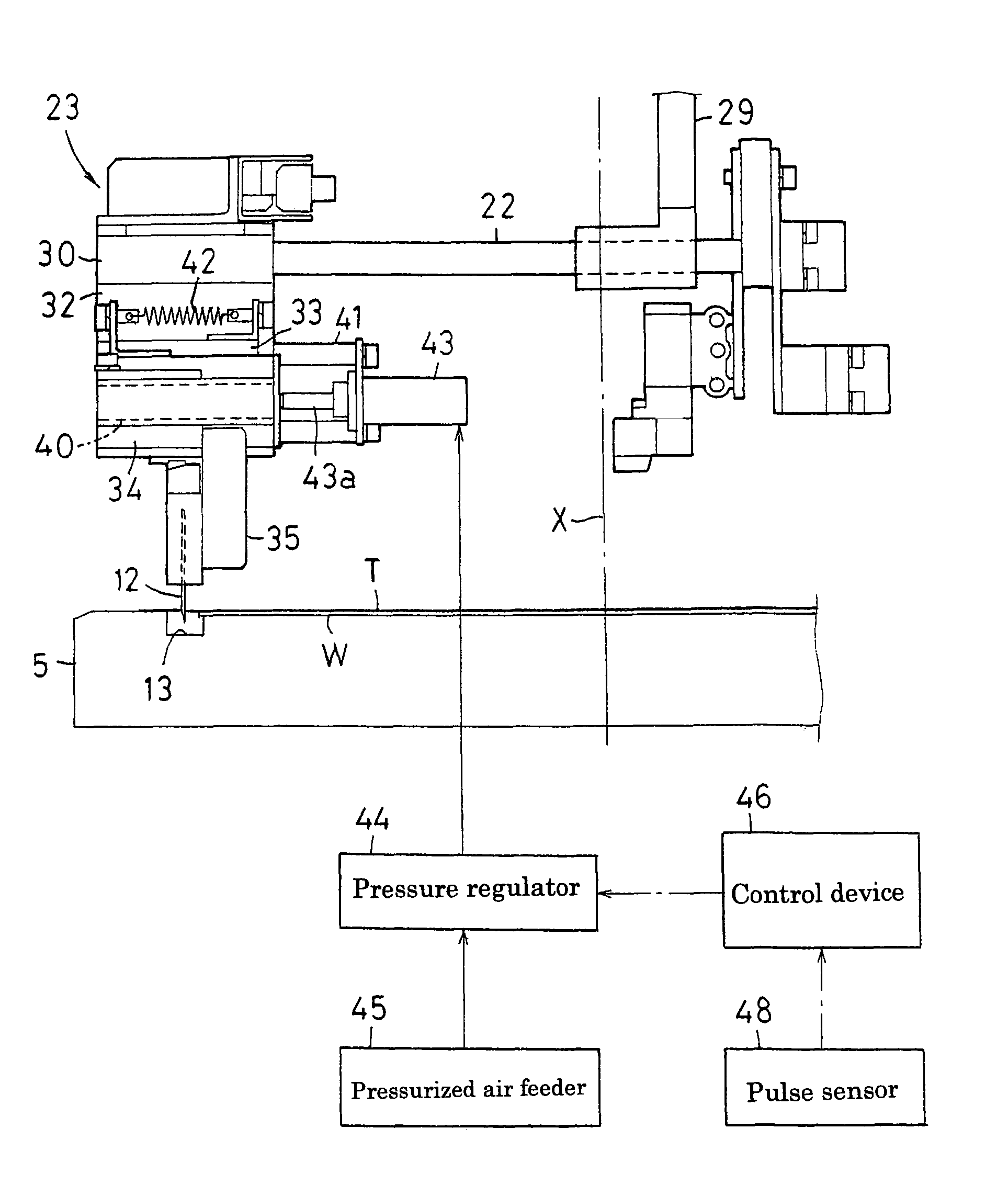 Method for cutting protective tape of semiconductor wafer and apparatus for cutting the protective tape