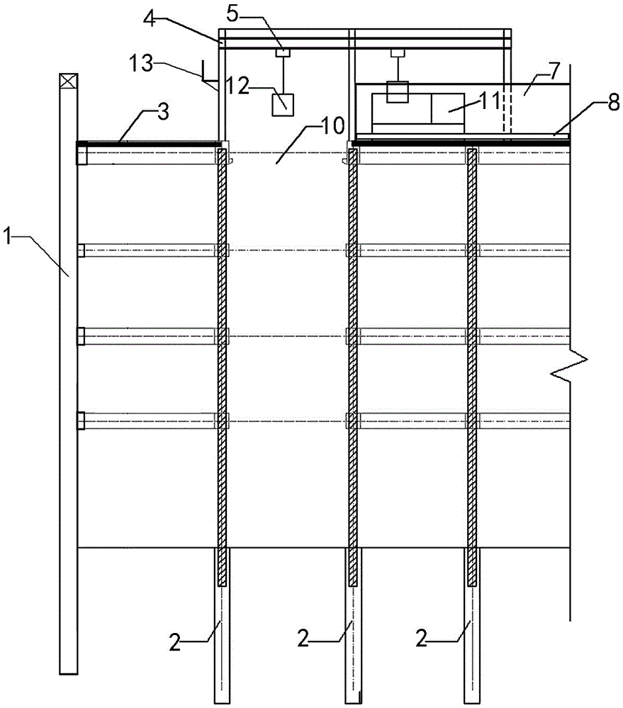 Soil lifting system and soil lifting method for building deep foundation pit construction in narrow area