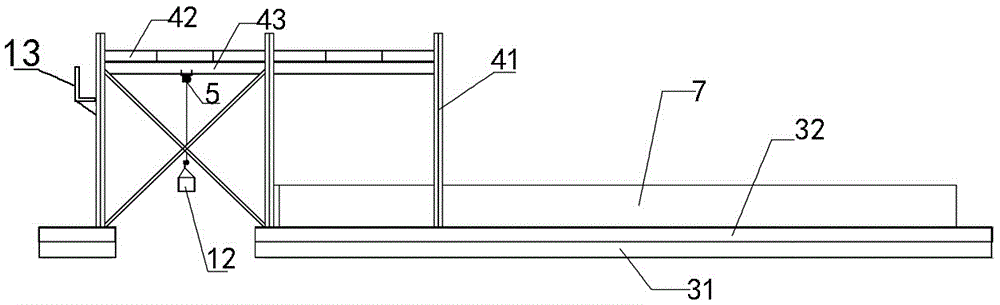 Soil lifting system and soil lifting method for building deep foundation pit construction in narrow area