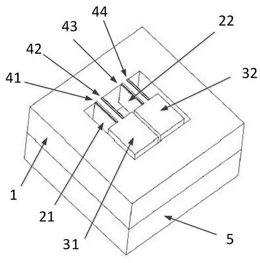 Double-cantilever beam type micro-mechanical acceleration sensor