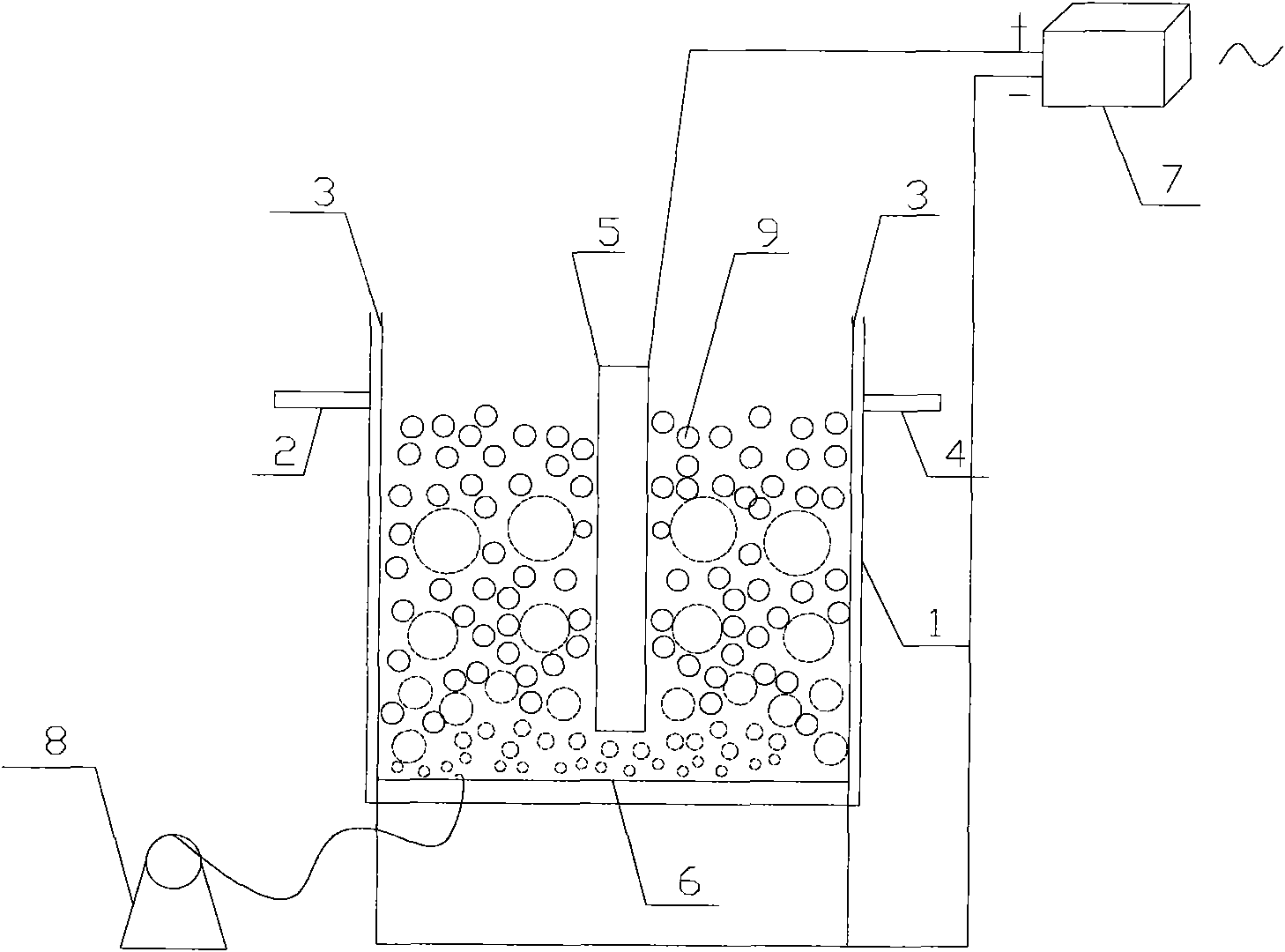 Electrochemical biological combined denitrification reactor