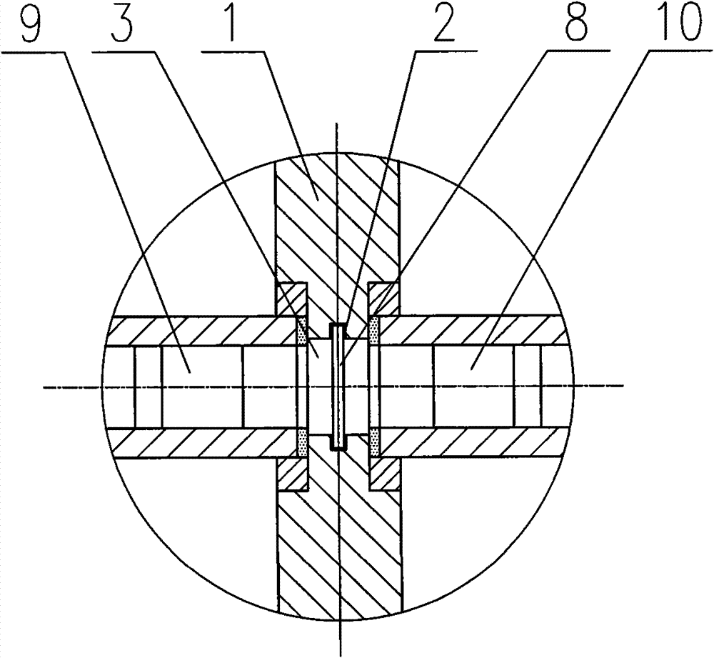 Flame path partitioning structure between oven chambers of open type anode roasting oven