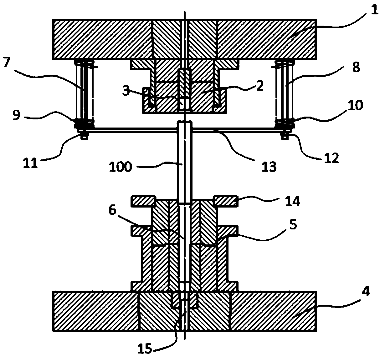 Rod reducing die with floating centralizing structure