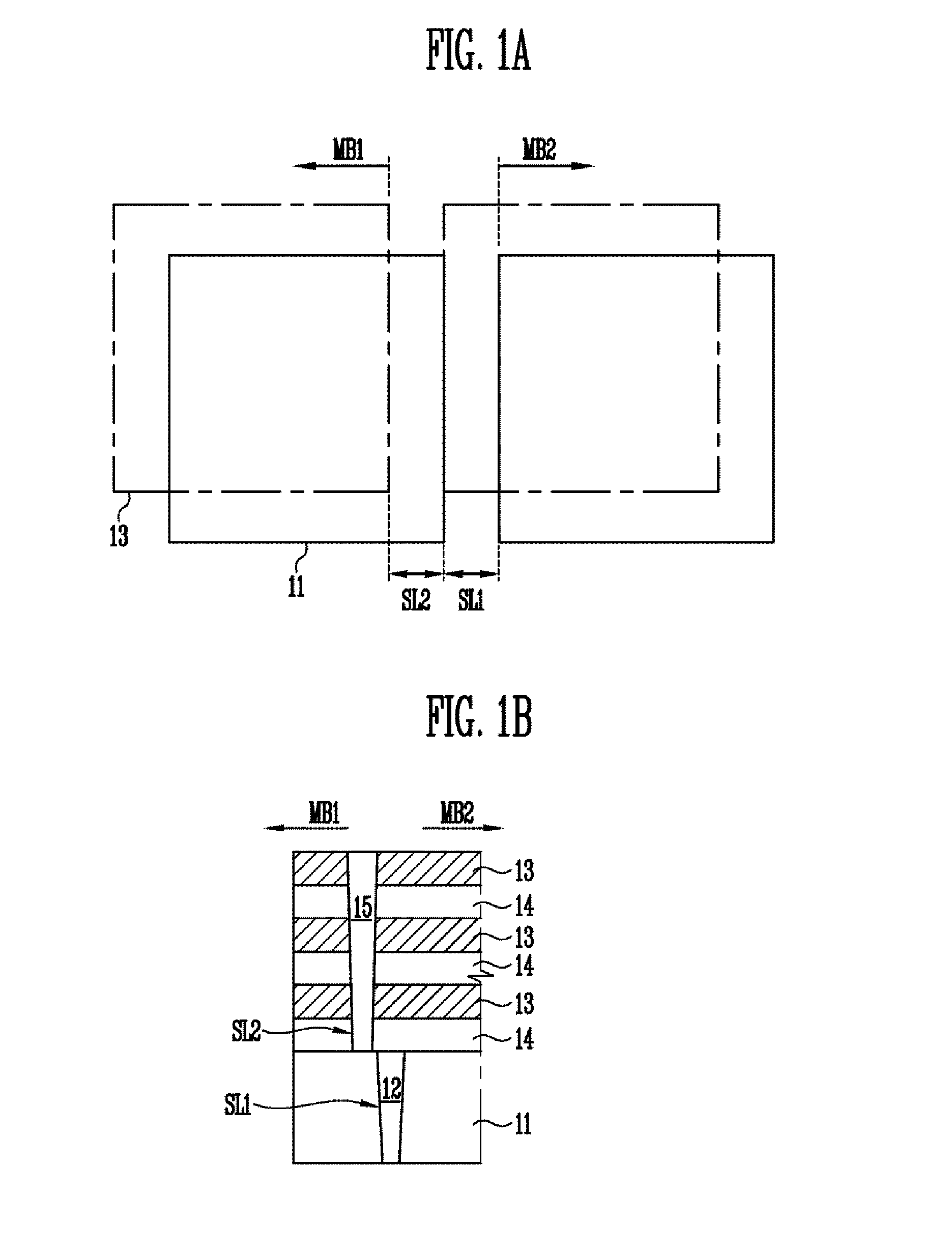 Semiconductor memory device including a slit