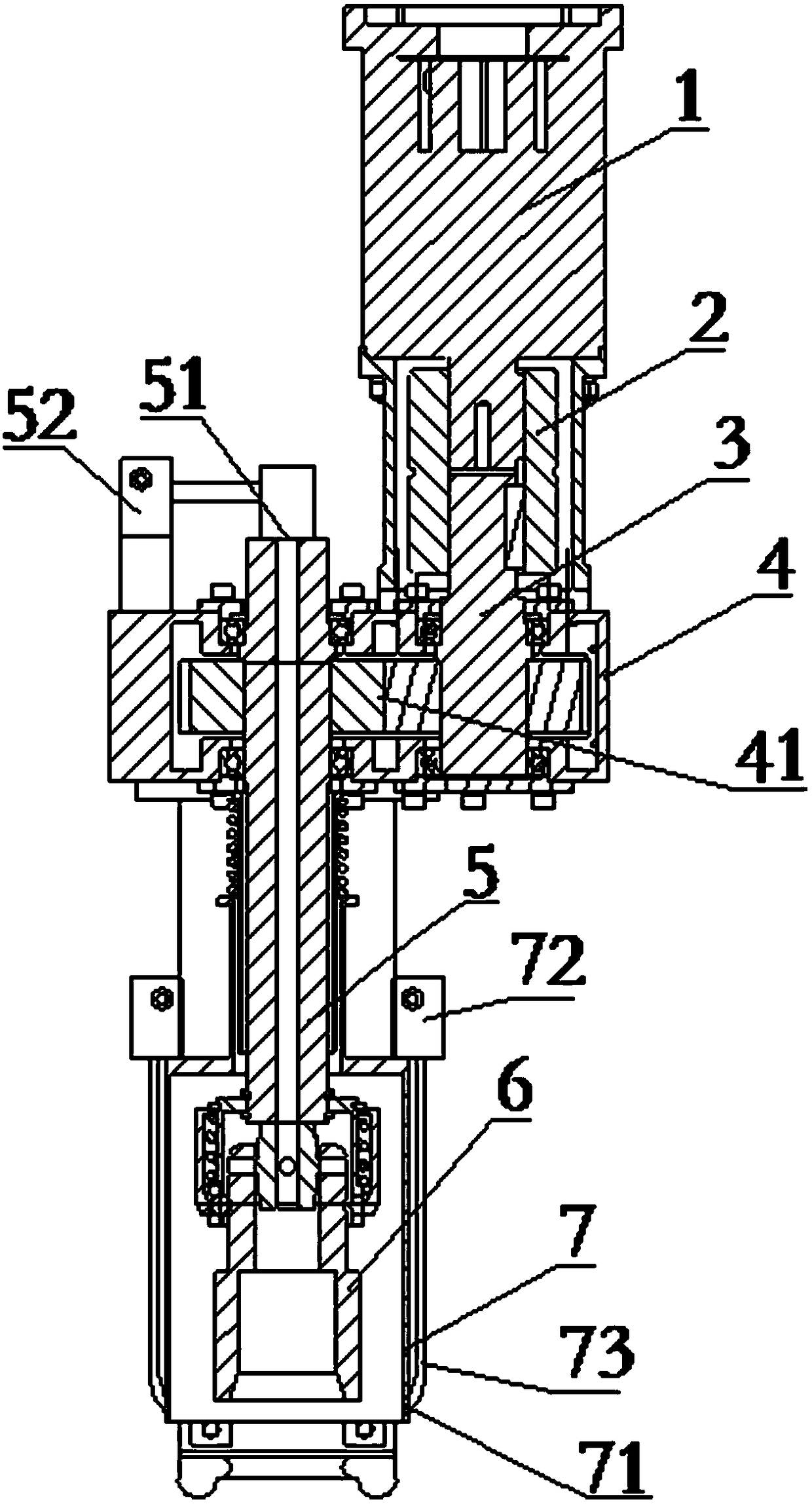 Track spike tightening device with oil spraying maintenance function