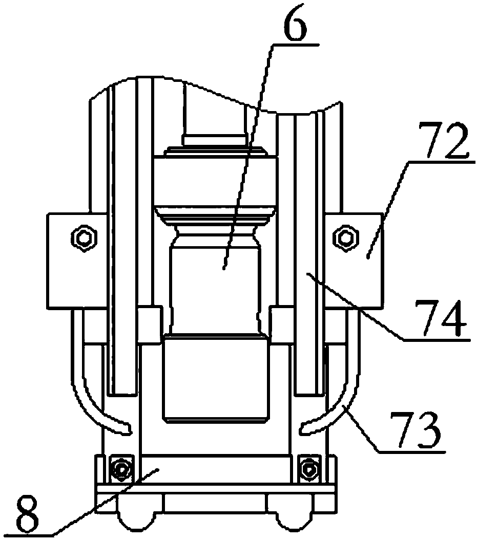 Track spike tightening device with oil spraying maintenance function