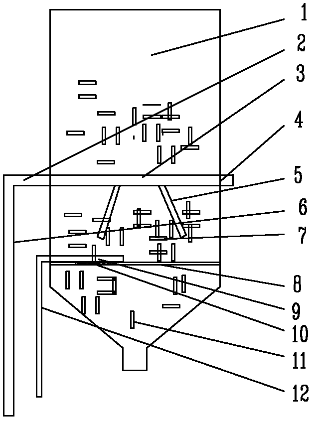 Pin roll prestoring device of two-row chain slivering machine