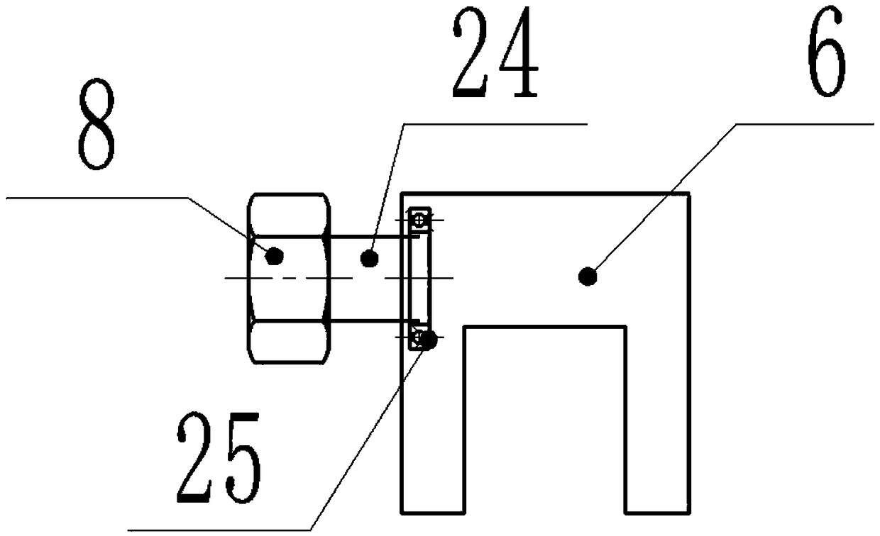 Manual adjusting system for any distance between saw blades for cutting plates of different thicknesses