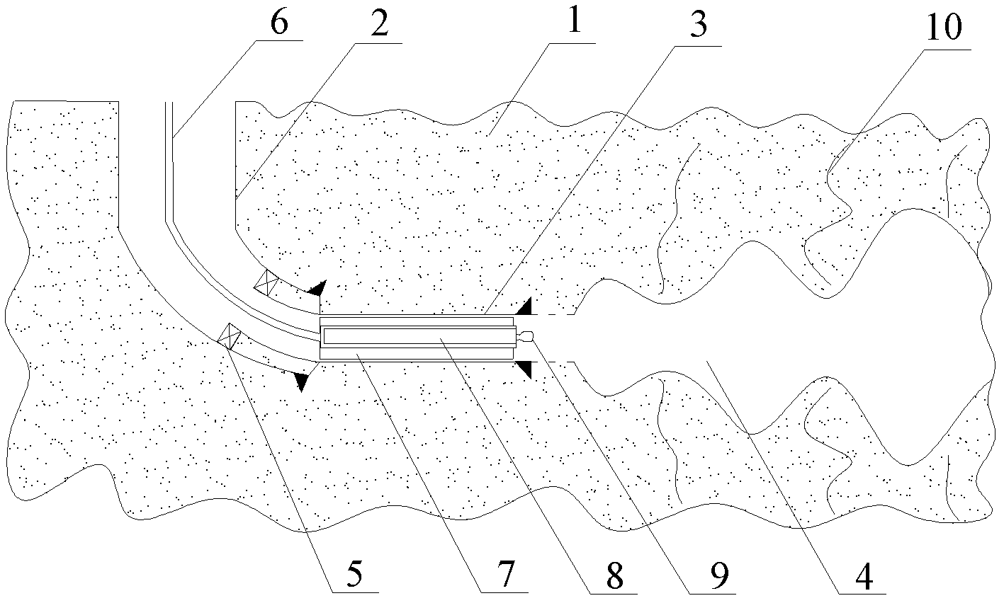 Method for layering, stage multi-level blasting, hole expanding and crack expanding of oil-gas-bearing rock