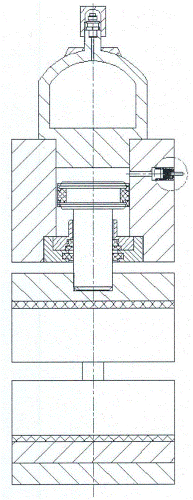 A gas damping hydraulic pipeline vibration damping pipe clamp