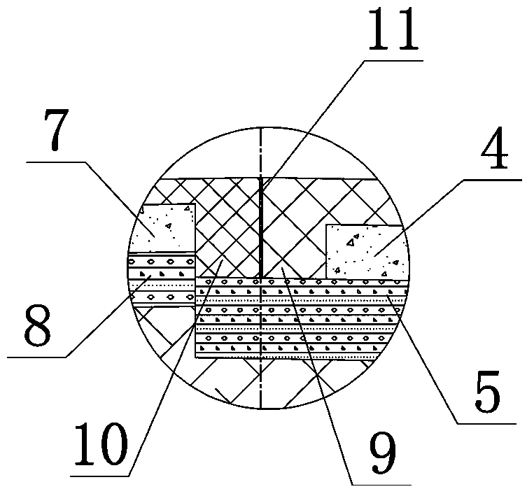 Roadbed structure suitable for single-side heavy traffic transportation