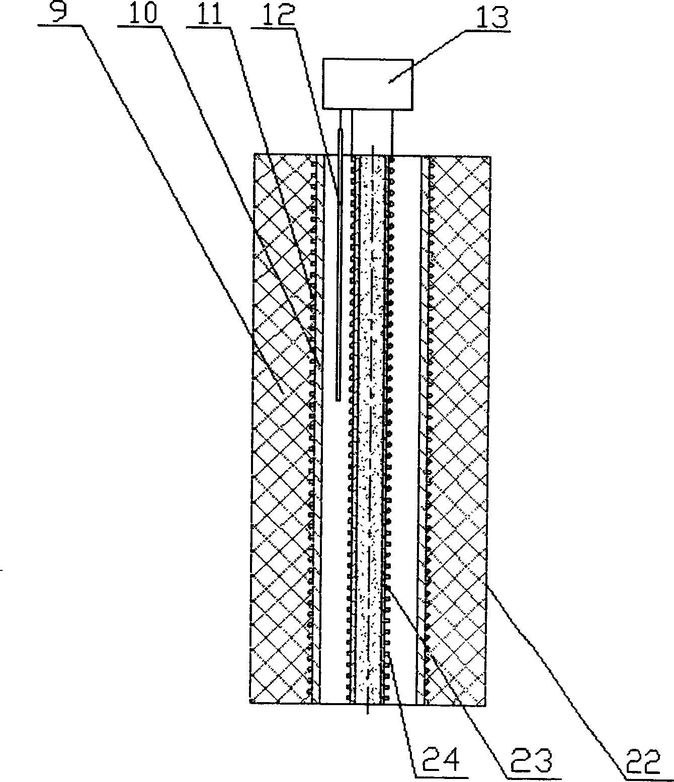 Process for ordinary pressure continuous synthesizing silicon nitride powder by fluidized bed tech.