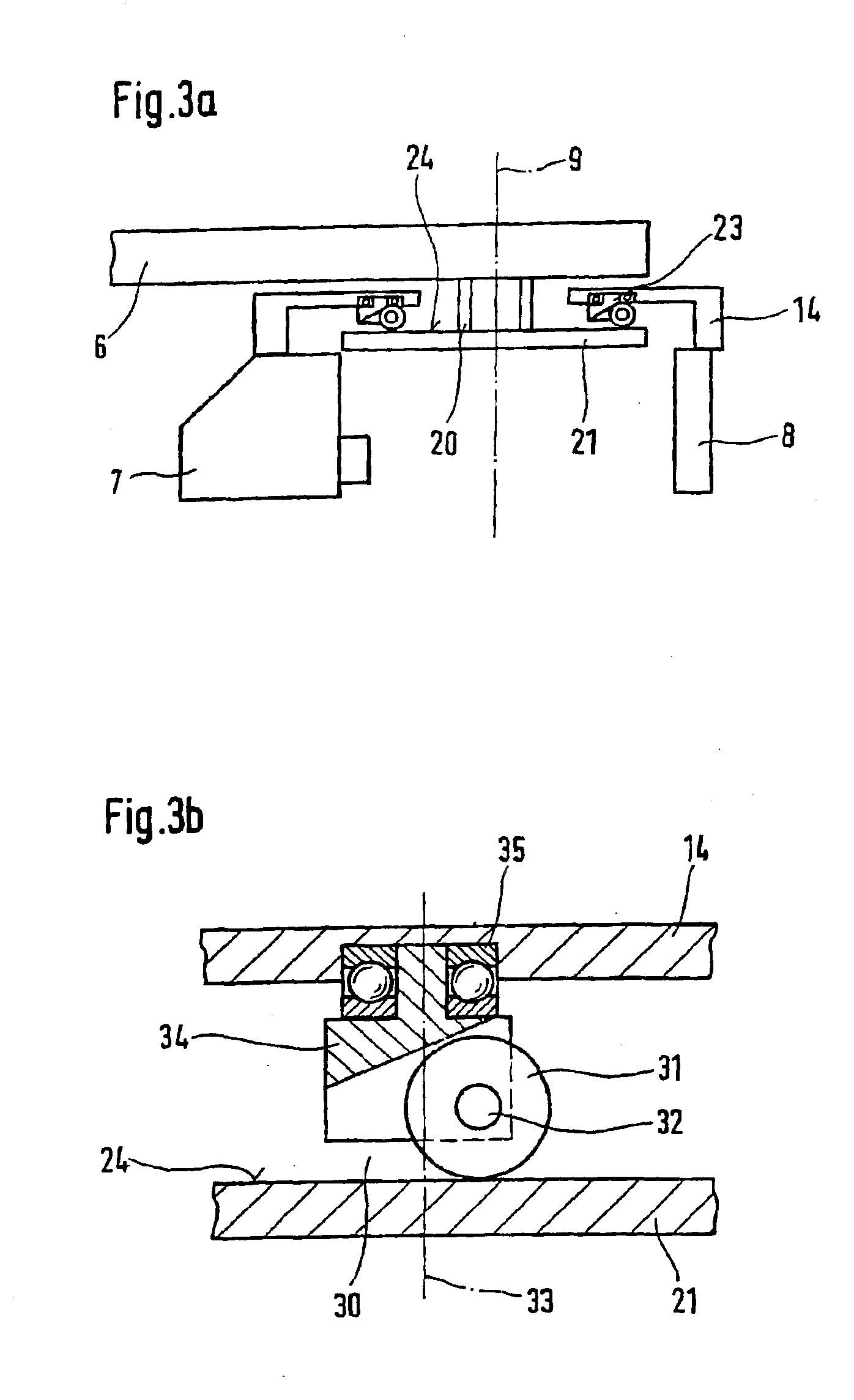 Dental X-ray device comprising a mobile support structure