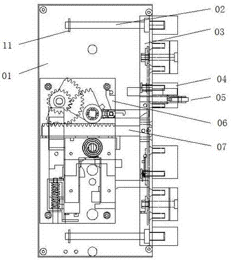 Spring bolt door closing automatic popping device