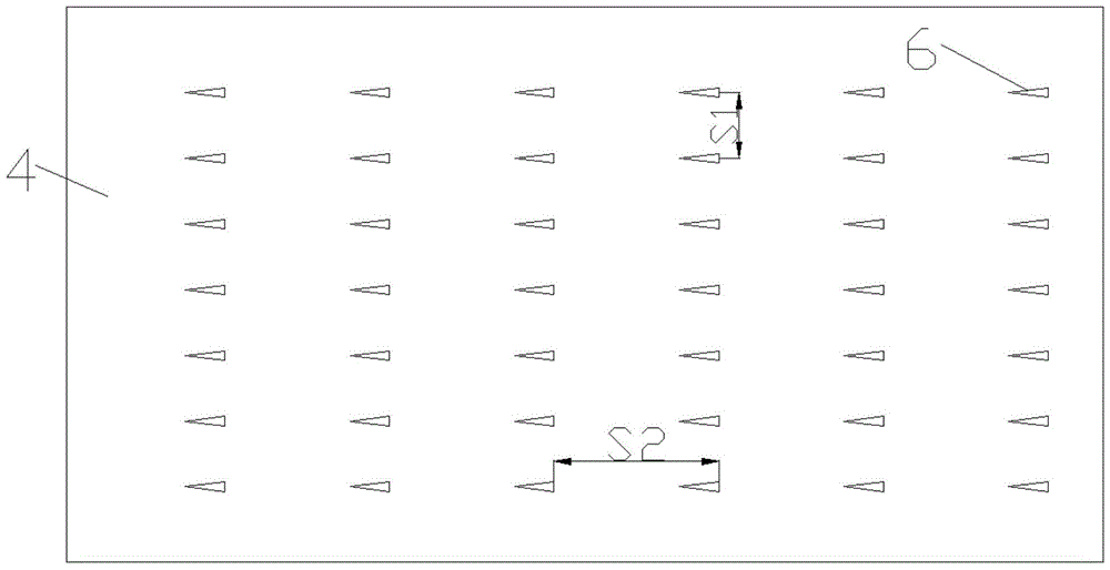 A triangular spur plate-fin heat exchanger