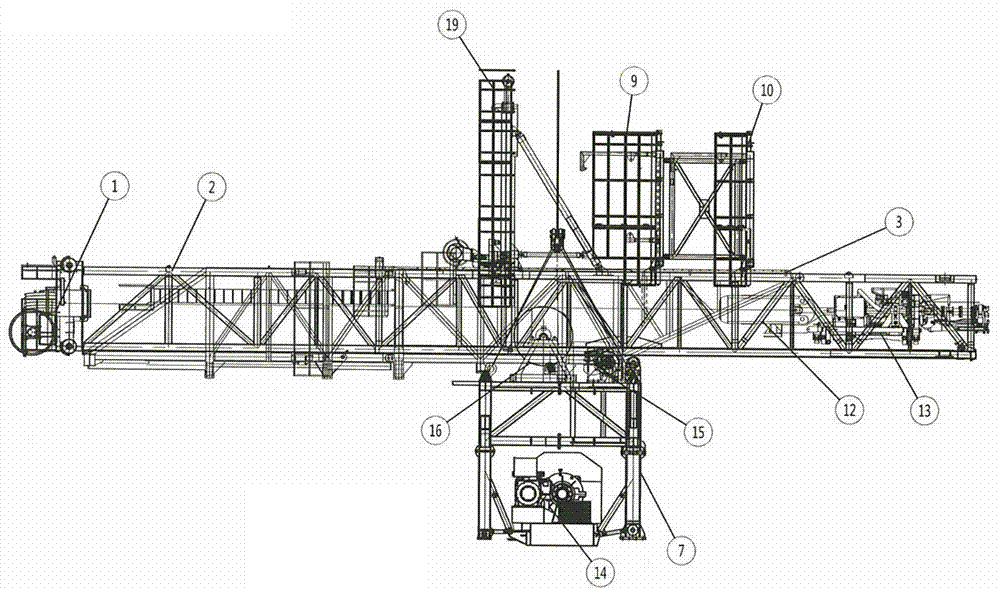 Telescopic overall hoisting derrick device and hoisting method thereof