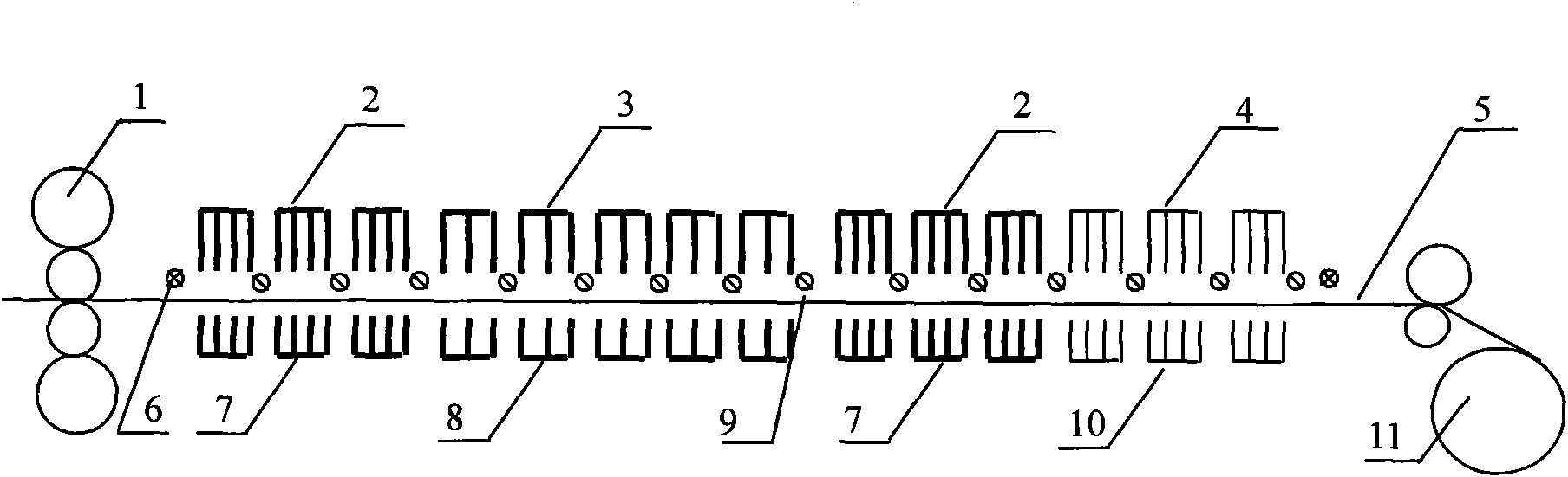 Hot rolled strip laminar cooling device capable of controlling cooled strip shape