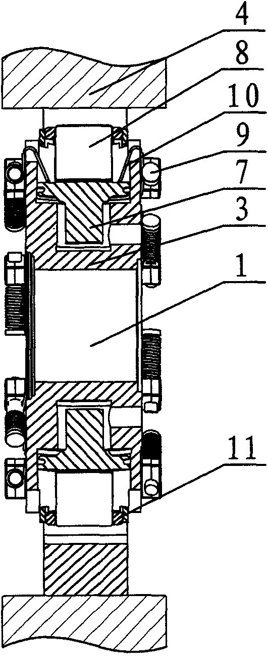 Plunger hydraulic motor with automatical initiative input and driven state switchover