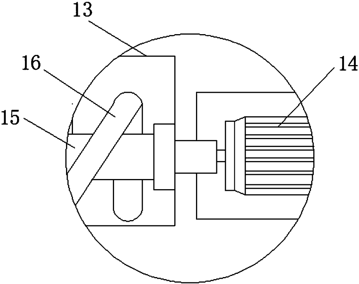 Straw crushing device capable of reducing dust diffusion and used in biomass power generation