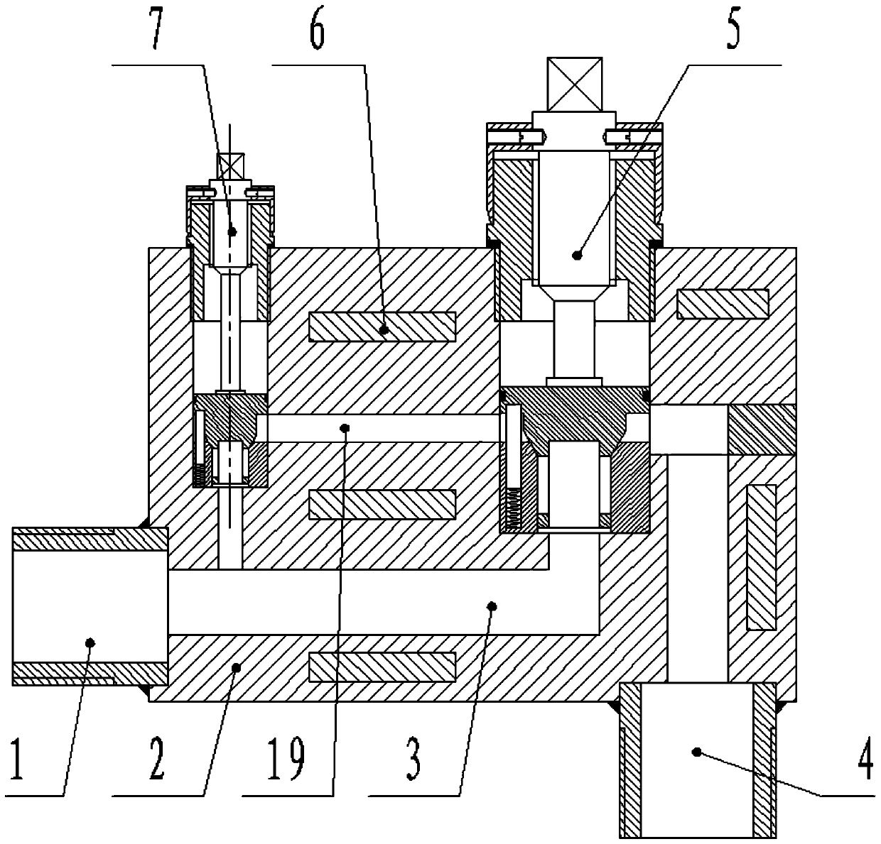 A regulator capable of fine-tuning water mixing and well flushing control for energy saving and consumption reduction