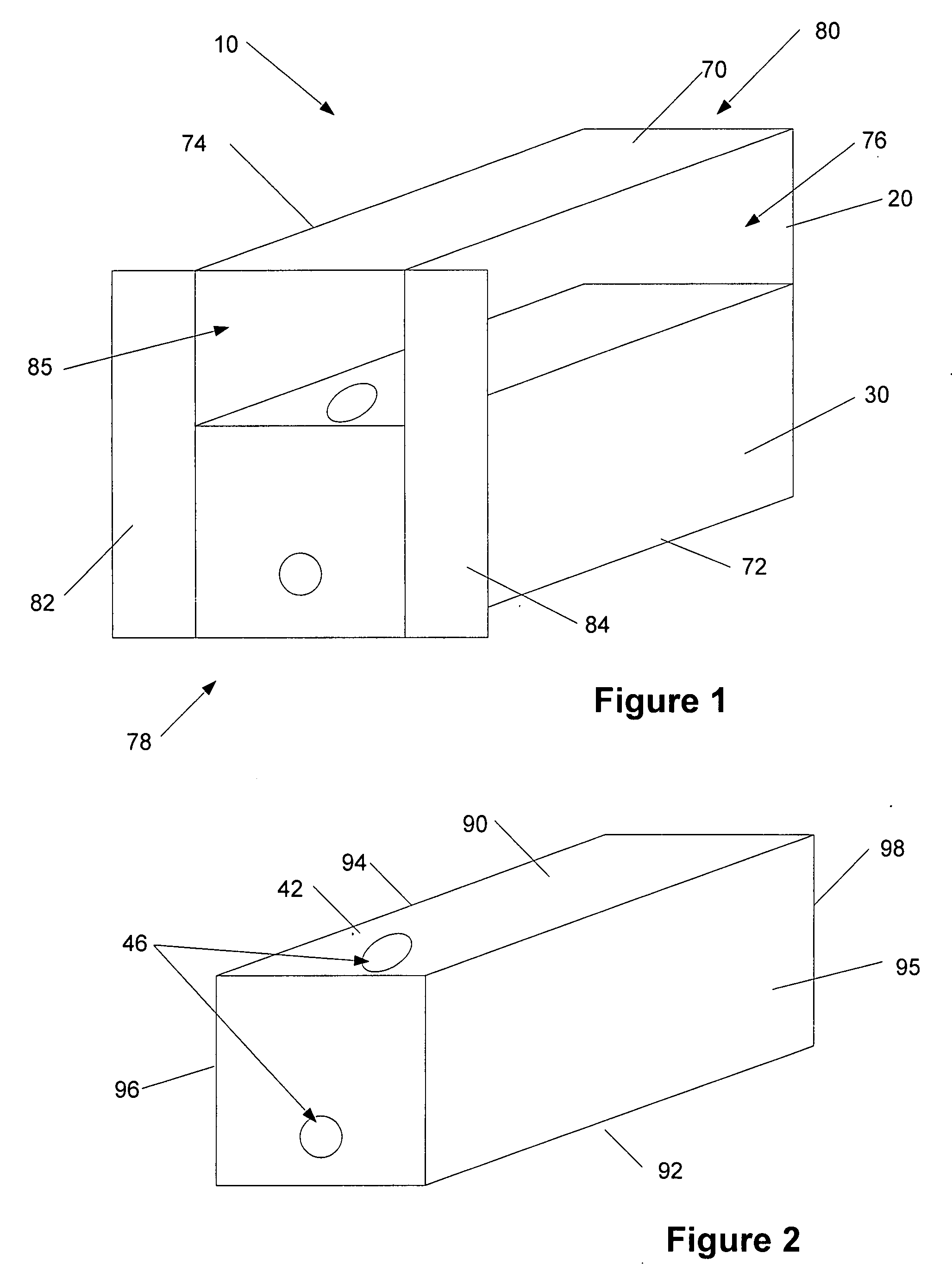 Shipping container for flowable material and flexible tank therefor