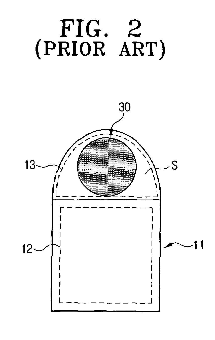 Multi-cyclone dust separating apparatus