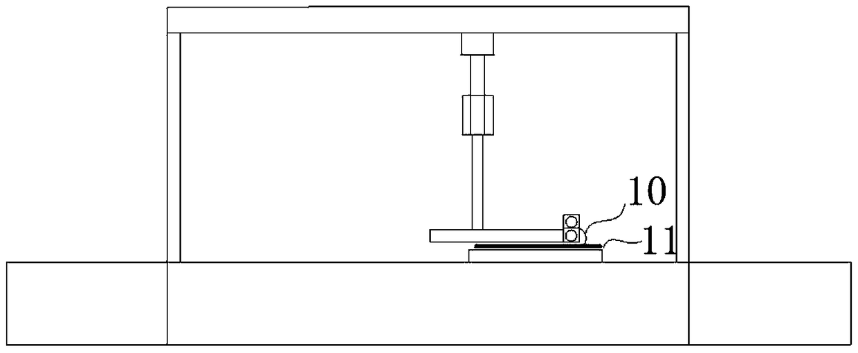 A semi-automatic polarizer peeling device for liquid crystal display panels