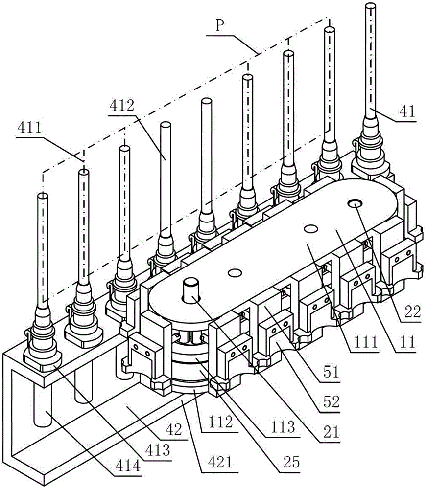 Traveling device of frame spinning automatic doffer