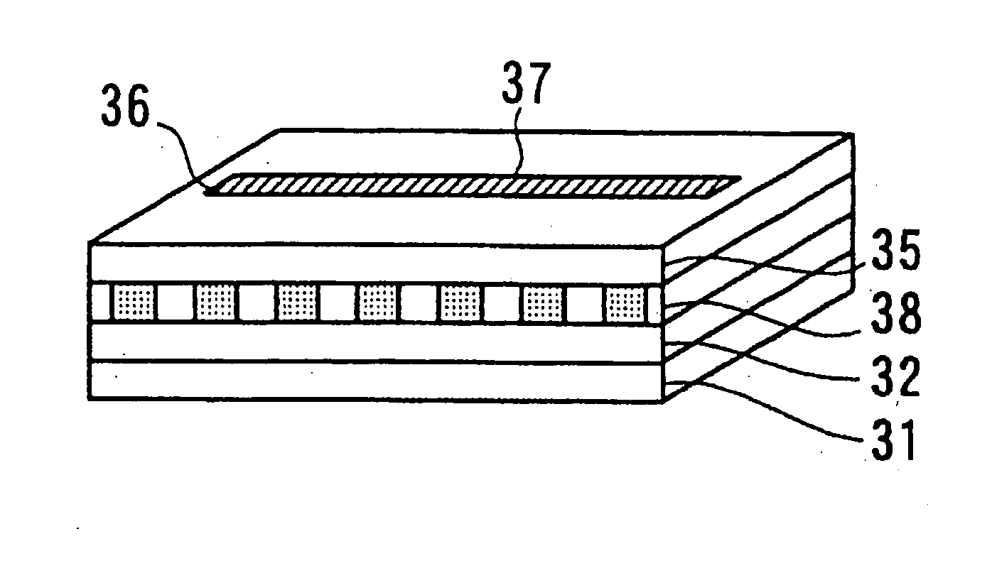 Optical switch having photonic crystal structure