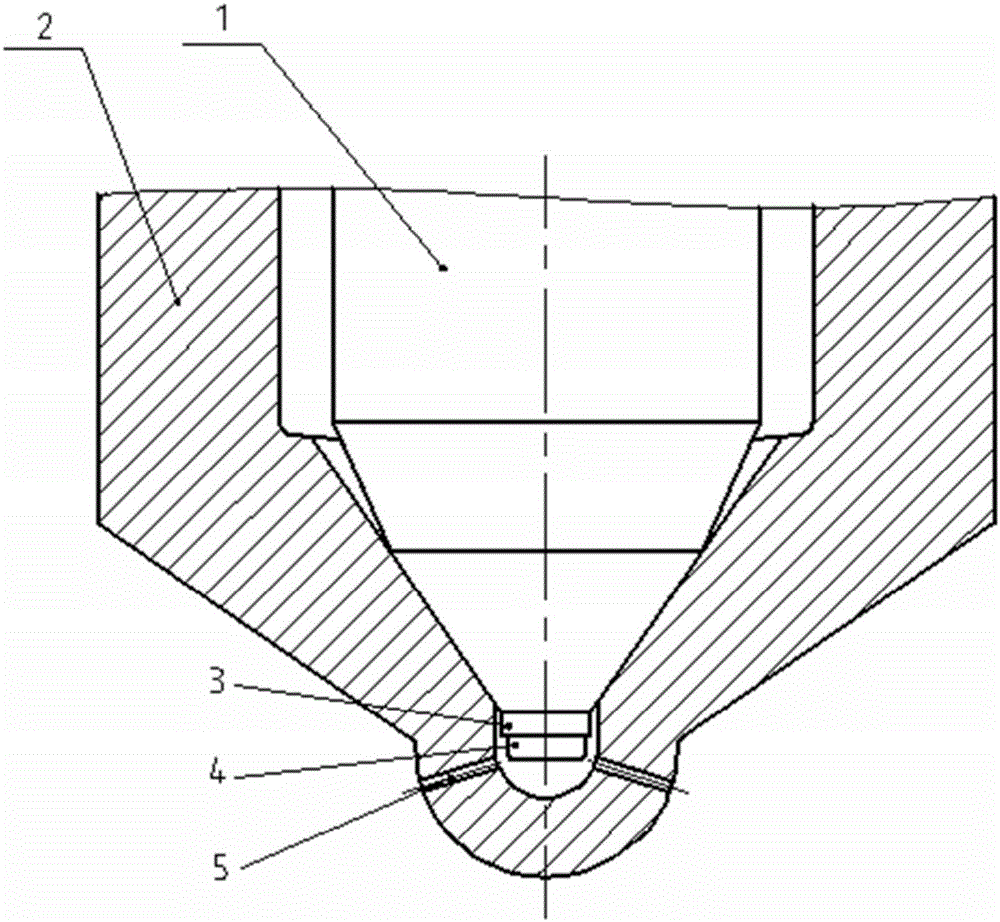 Hole type oil nozzle for controlling low-oil-amount spraying stability of commercial vehicle diesel engine