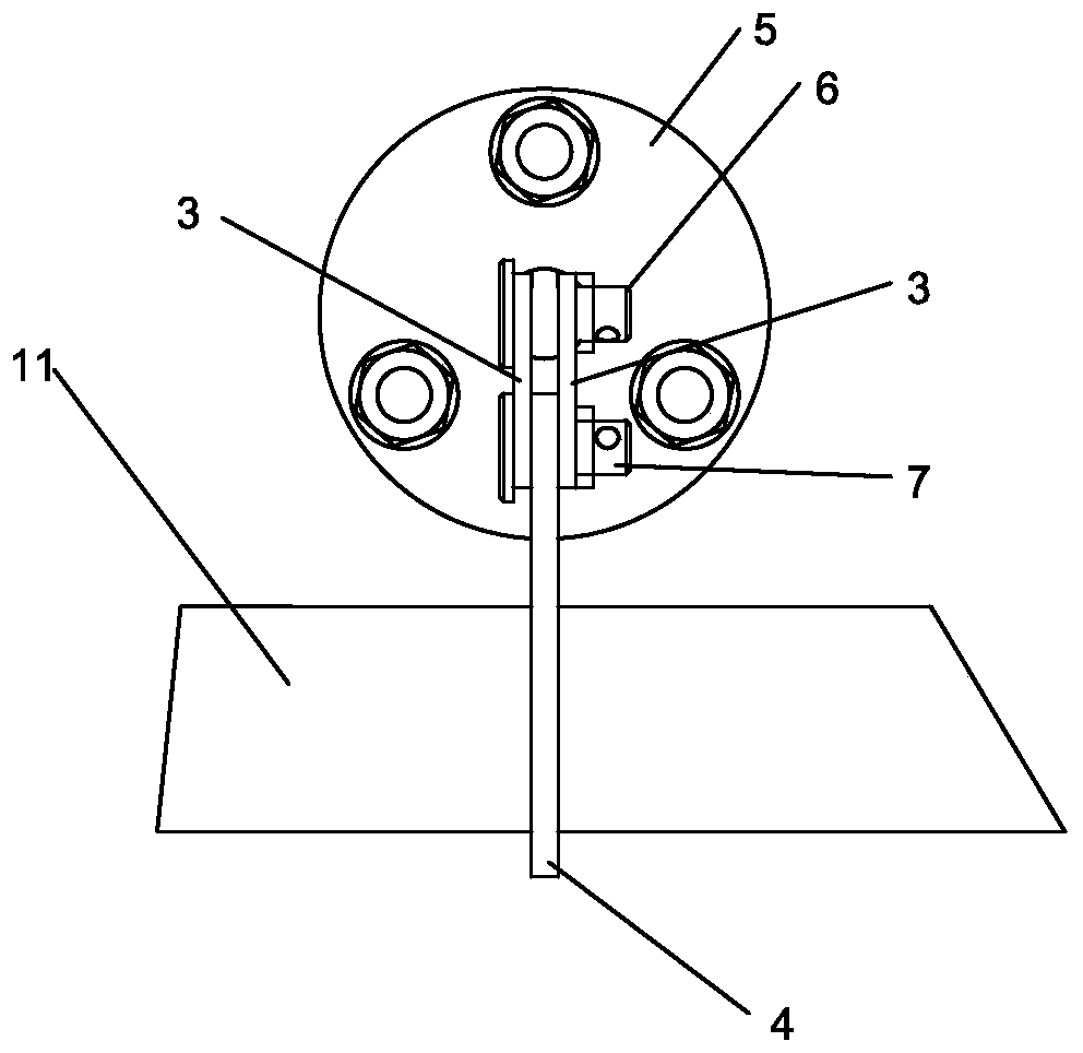 Interlocking mechanism of ZW32 type column switch isolation knife and switch mechanism