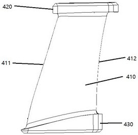 Anti-icing structure of inlet guide vane of aero-engine and inlet guide vane