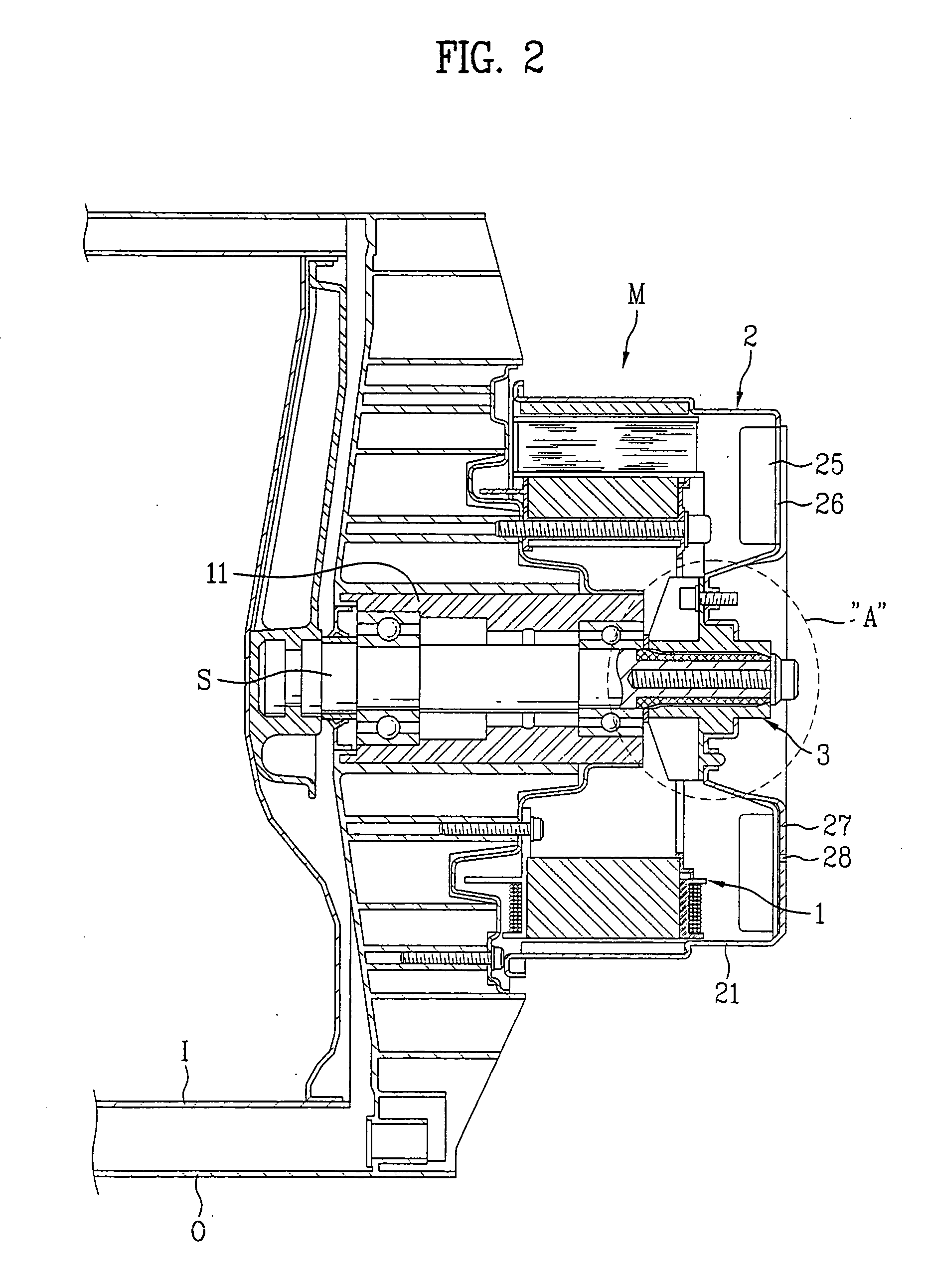 Motor in which an electric leakage to a shaft is prevented