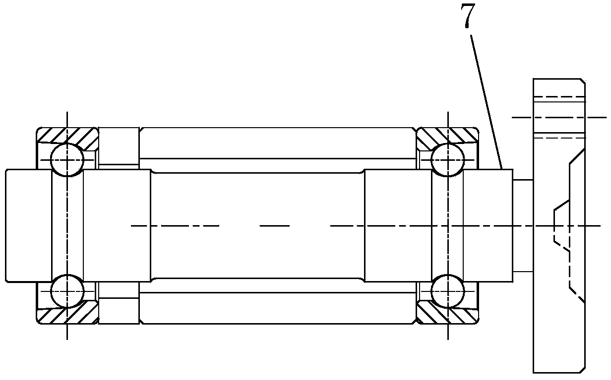 Heat resistance and conduction structure of bearing for medical imaging equipment