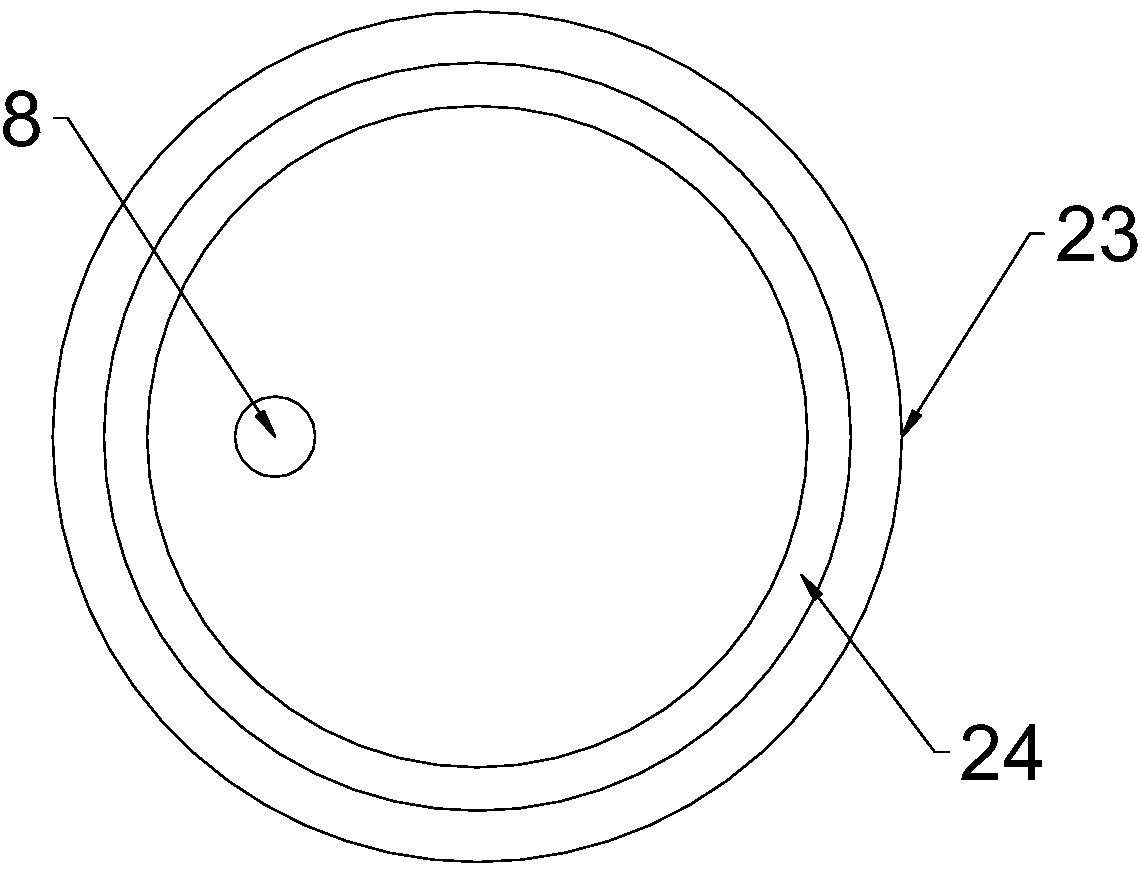 Multistage ore crushing device with dust prevention function