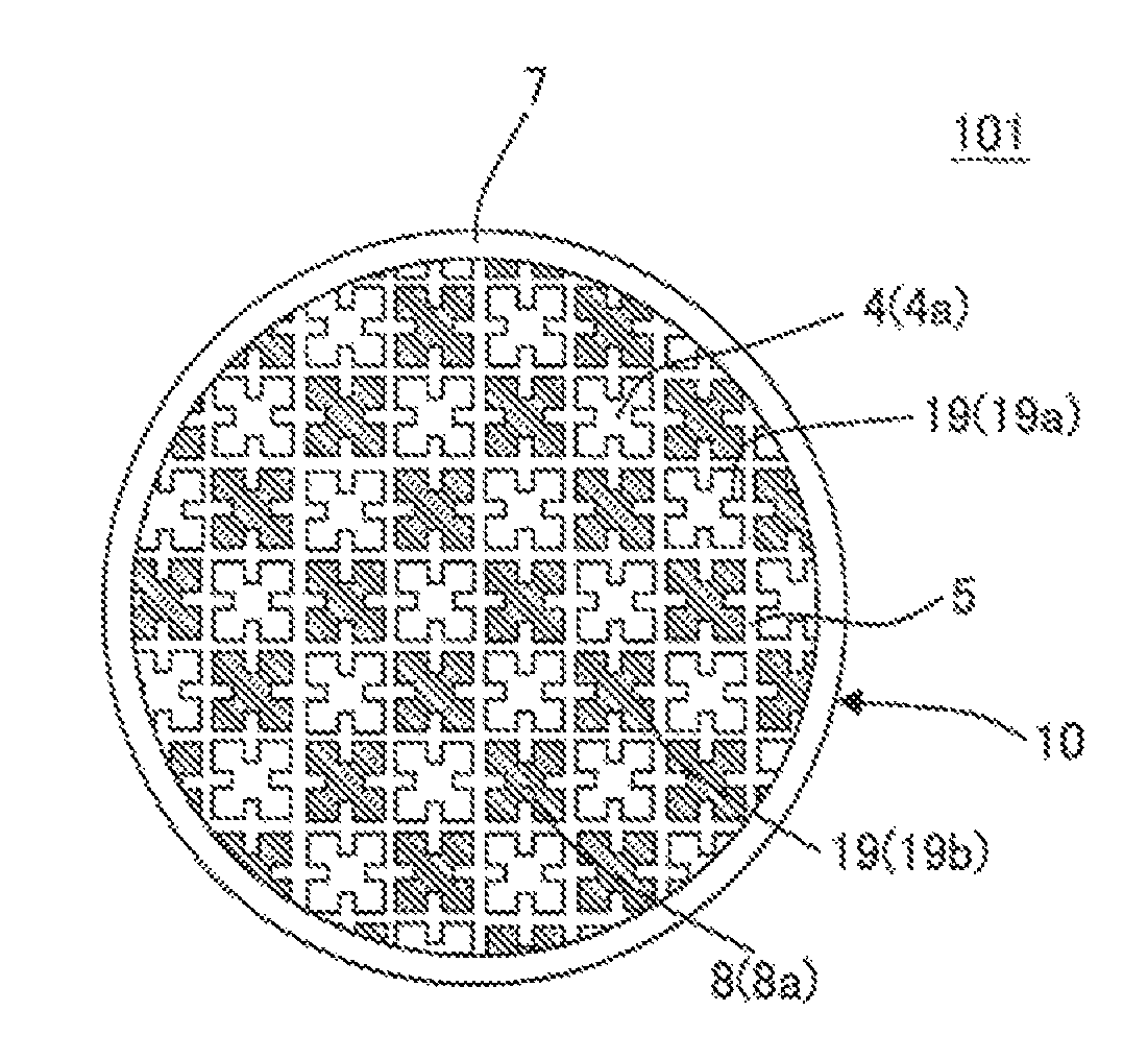 Honeycomb catalyst body