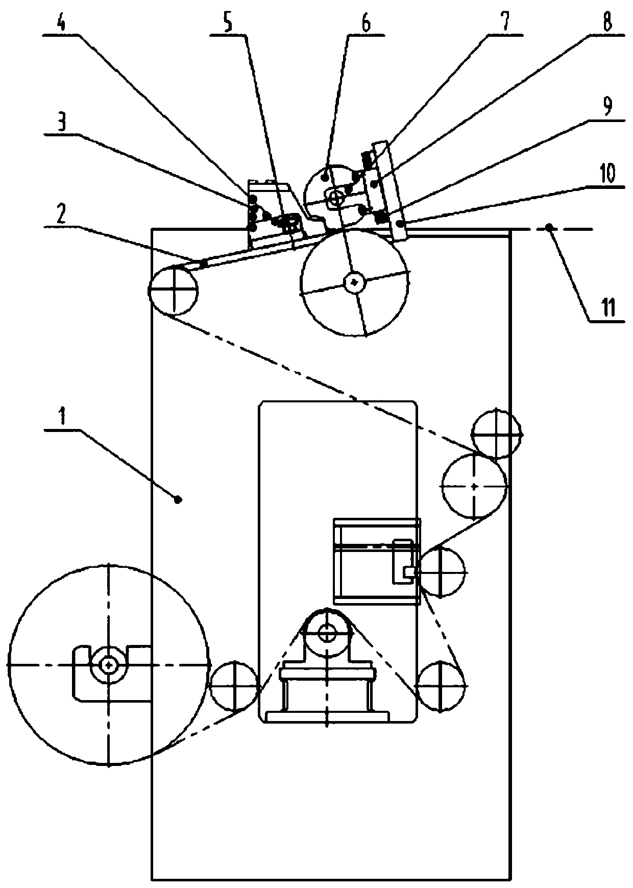 Width-adjustable casting mechanism for producing ionic membrane