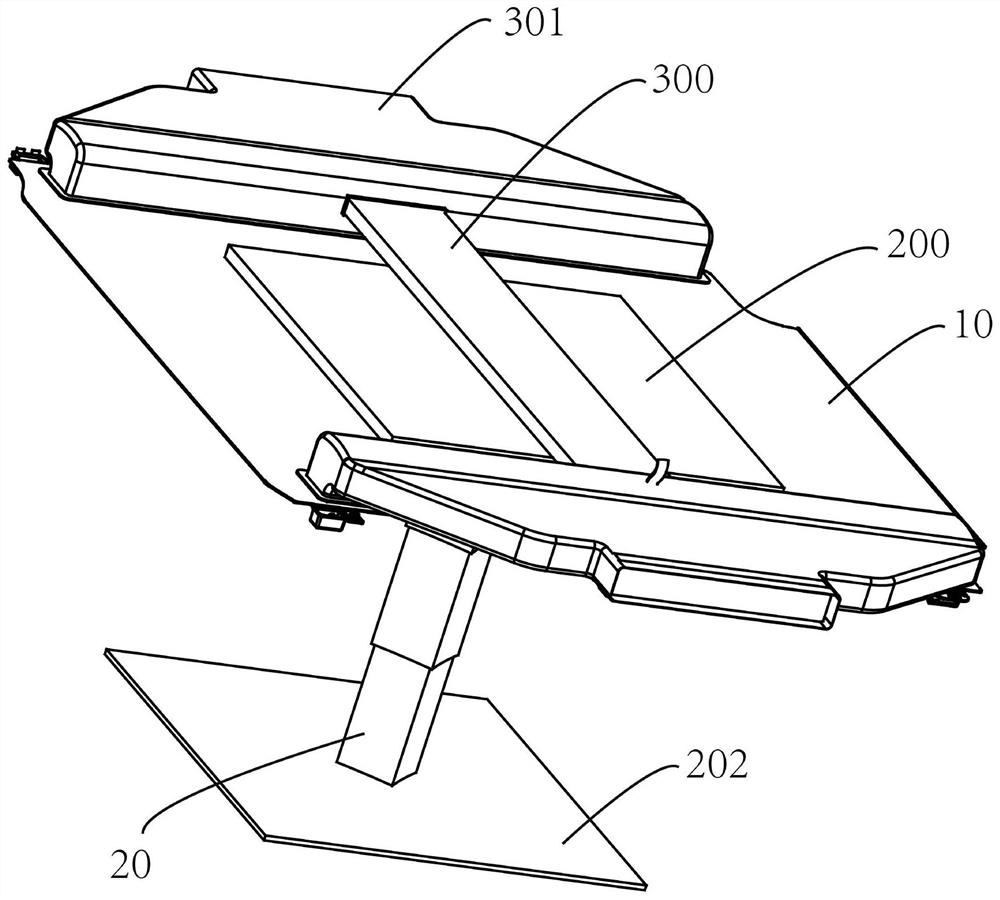 Automobile self-cleaning multifunctional device and automobile