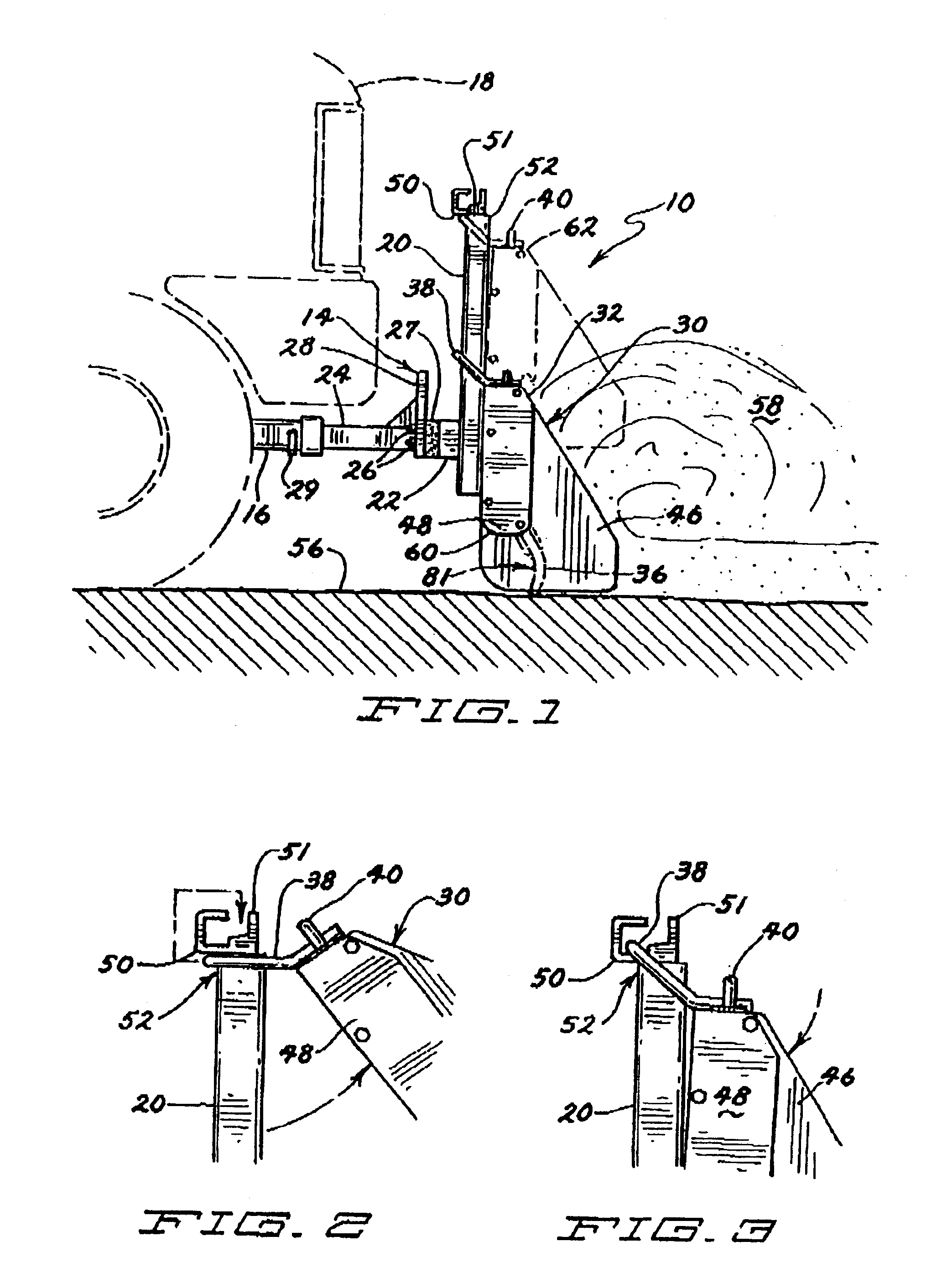 Snow plow having wear minimizing apparatus