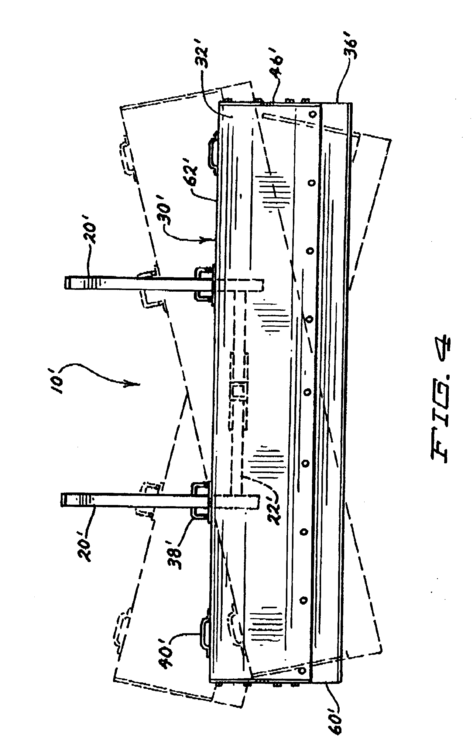 Snow plow having wear minimizing apparatus