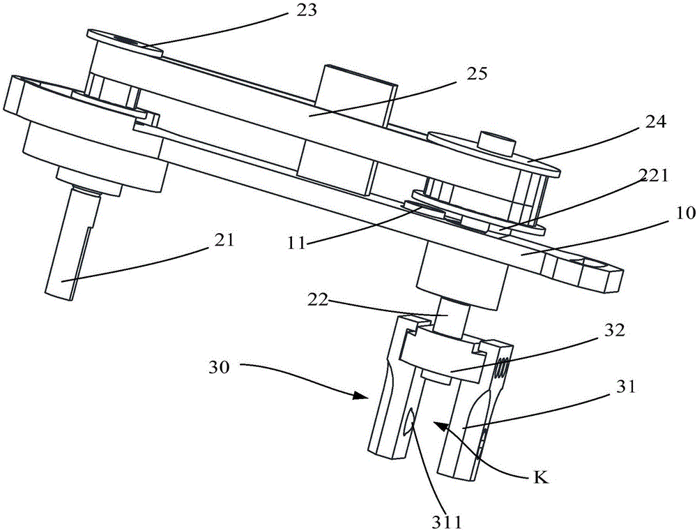 Blood component separator and automatic plug breaking part thereof