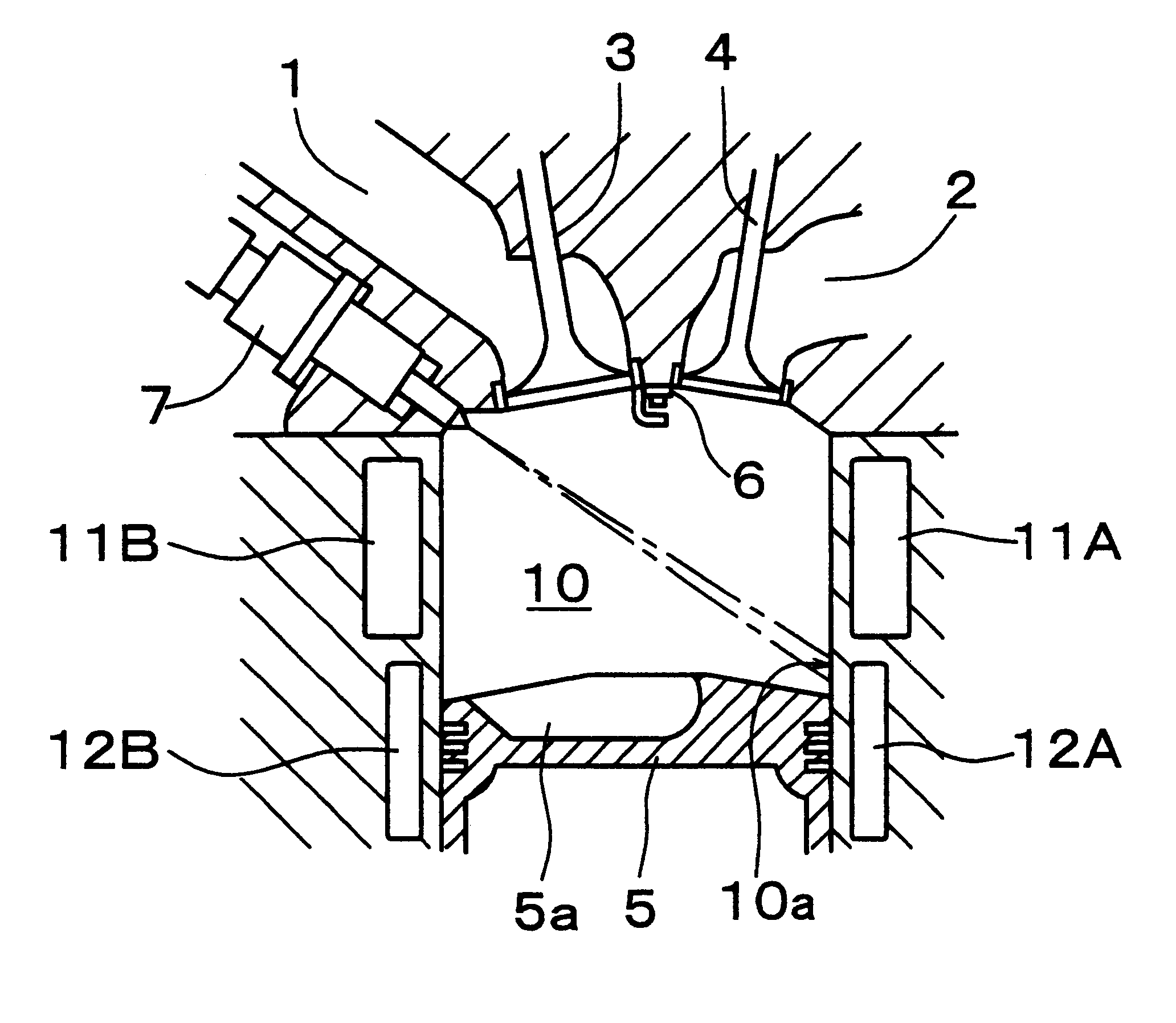 Direct-fuel-injection-type spark-ignition internal combustion engine and method of controlling the internal combustion engine